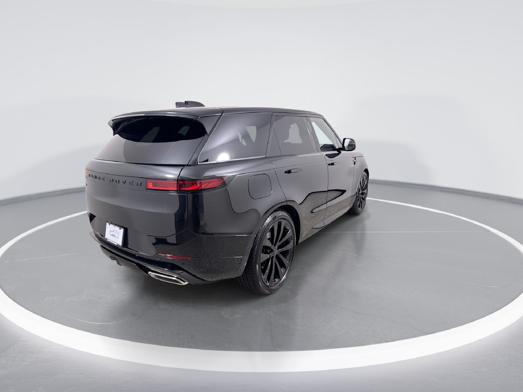 New 2027 Land Rover Range Rover Sport Dynamic SE AWD/4WD image 8