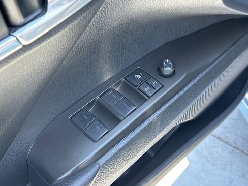 Used 2024 Toyota Camry SE FWD image 15