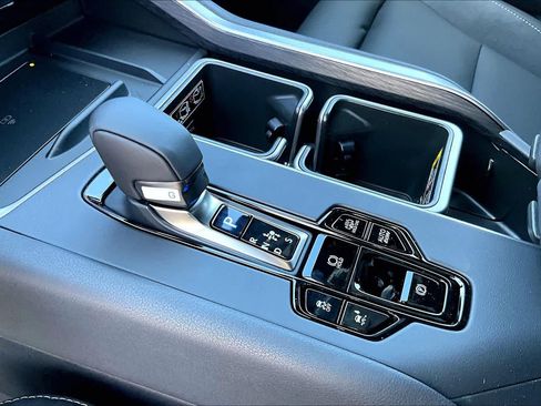 New 2026 Lexus TX 550h AWD Plug-In Hybrid image 11