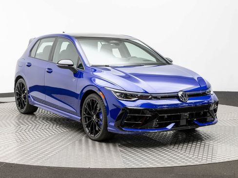 Used 2026 Volkswagen Golf AWD/4WD image 53