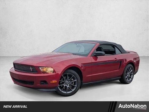 Used 2011 Ford Mustang Premium w/ 203A Rapid Spec Order Code image 1