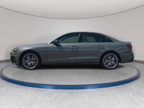 Used 2024 Audi S4 Premium Plus w/ Premium Plus Package AWD/4WD image 8