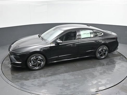 New 2026 Hyundai Sonata SEL AWD/4WD image 18