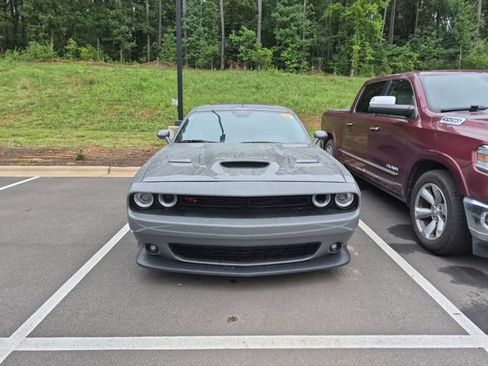 Used 2023 Dodge Challenger R/T Scat Pack RWD image 3