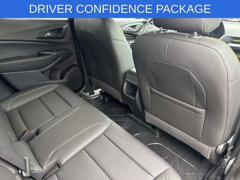 Used 2025 Chevrolet Trax ACTIV w/ Driver Confidence Package FWD image 53