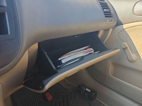 Used 2005 Honda Civic VP image 24