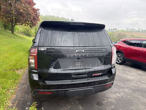 Used 2023 Chevrolet Suburban RST w/ Luxury Package AWD/4WD image 6