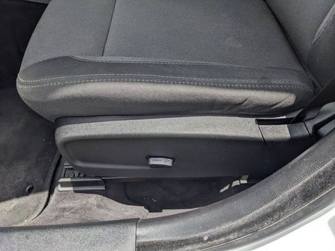 Used 2018 Dodge Charger SXT RWD image 23