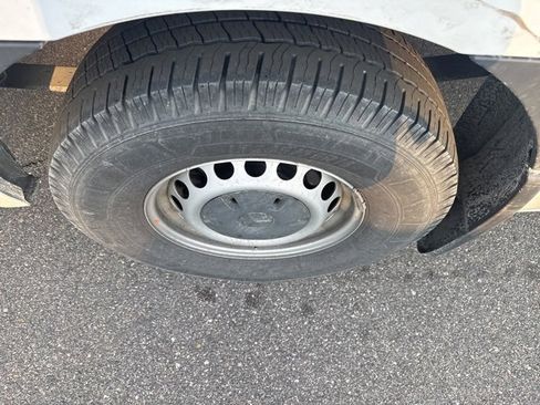 Used 2023 Mercedes-Benz Sprinter 2500 image 6