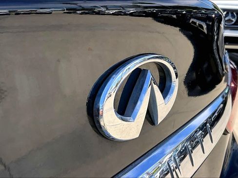 Used 2018 INFINITI Q50 Luxe w/ Cargo Package (L97) image 30