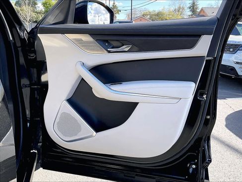 Used 2025 Jaguar F-PACE R-Dynamic S image 26