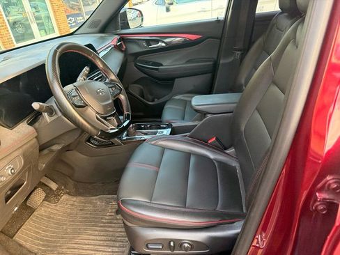 Used 2025 Chevrolet TrailBlazer RS w/ Convenience Package FWD image 7