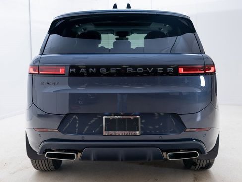 Used 2024 Land Rover Range Rover Sport Dynamic SE image 8