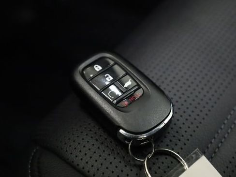 Used 2025 Honda CR-V EX-L image 34