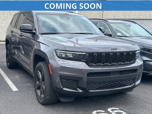 Used 2024 Jeep Grand Cherokee L Laredo AWD/4WD image 1