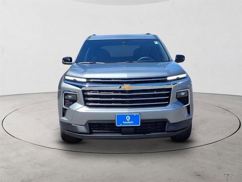 New 2026 Chevrolet Traverse LT w/ LPO, Floor Liner Package image 2