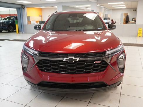 Used 2024 Chevrolet Trax RS w/ Driver Confidence Package image 14