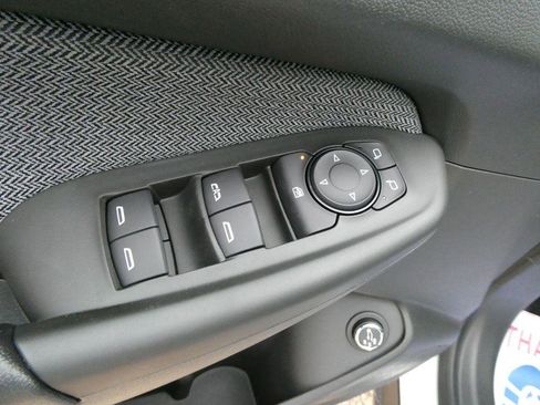 New 2026 Chevrolet TrailBlazer LT w/ Convenience Package AWD/4WD image 17