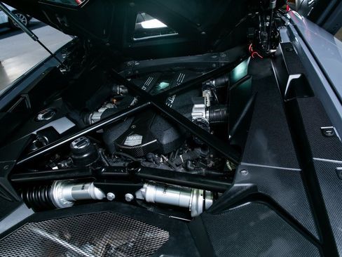 Used 2013 Lamborghini Aventador LP 700-4 image 48