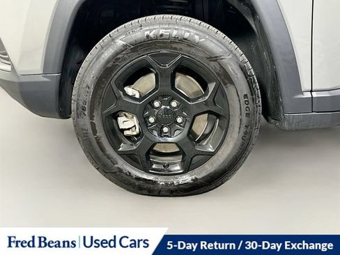 Certified 2023 Jeep Compass Trailhawk AWD/4WD image 36