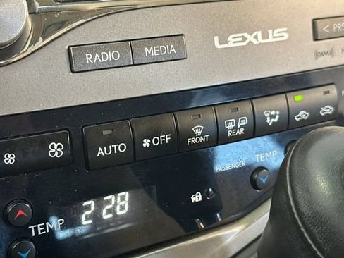 Used 2015 Lexus RX 450h FWD image 24