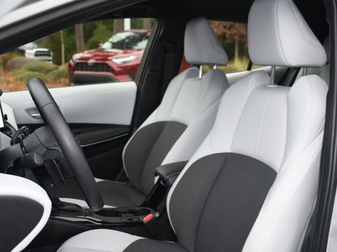 Certified 2024 Toyota Corolla XSE image 11