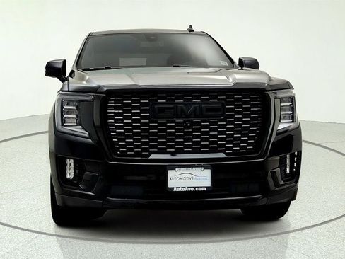 Used 2021 GMC Yukon SLT w/ SLT Premium Package AWD/4WD image 2