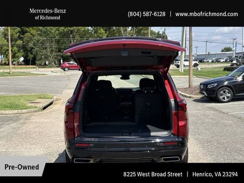Used 2025 Buick Enclave Sport Touring w/ Power Package FWD image 24