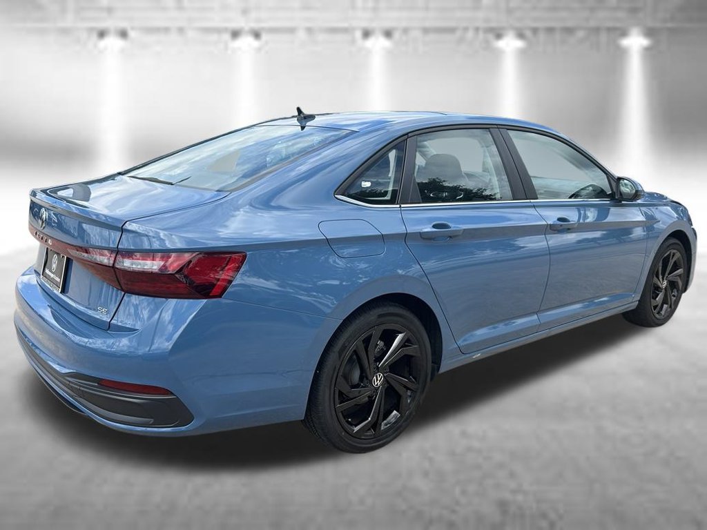 Used 2026 Volkswagen Jetta SE w/ Black Wheel Package FWD image 6