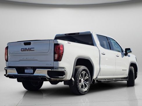 Used 2023 GMC Sierra 1500 SLE image 24