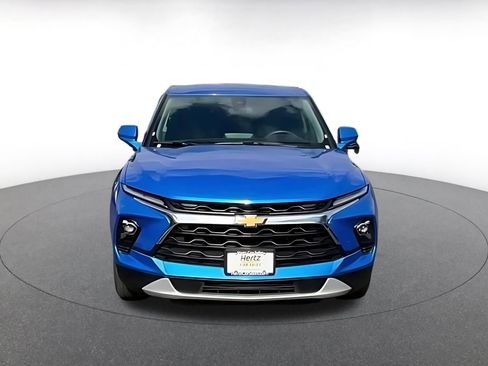 Used 2025 Chevrolet Blazer LT image 4