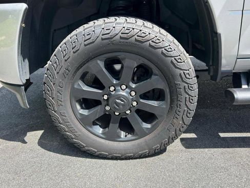 Used 2021 RAM 2500 Big Horn w/ Night Edition image 17