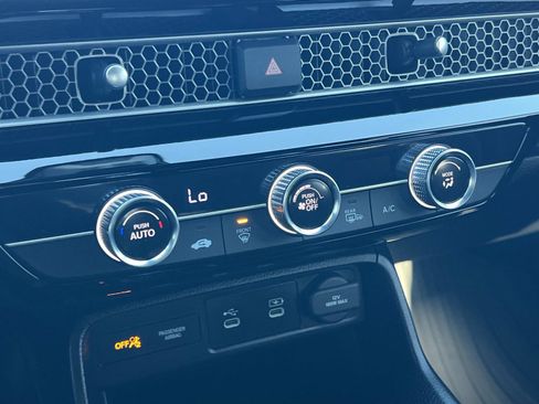 Certified 2025 Honda Civic Sport image 14