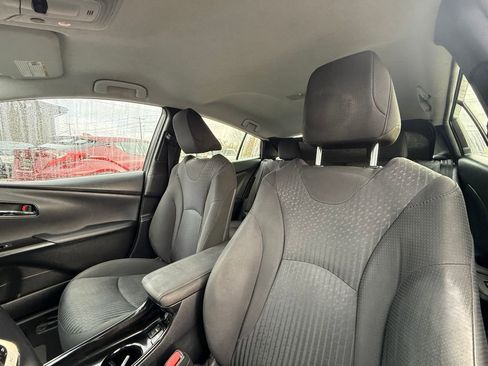 Used 2018 Toyota Prius Prime Plus FWD image 23