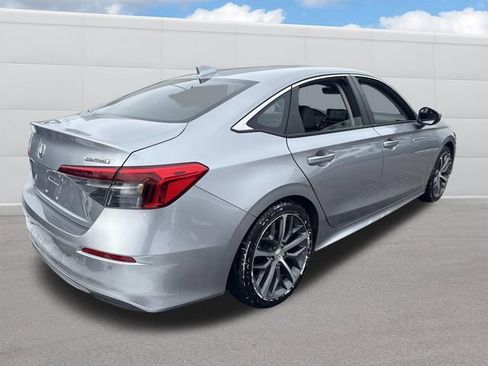 Used 2024 Honda Civic Touring image 9