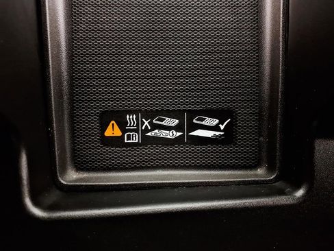 Used 2024 GMC Sierra 2500 AT4 w/ AT4 Premium Plus Package image 25