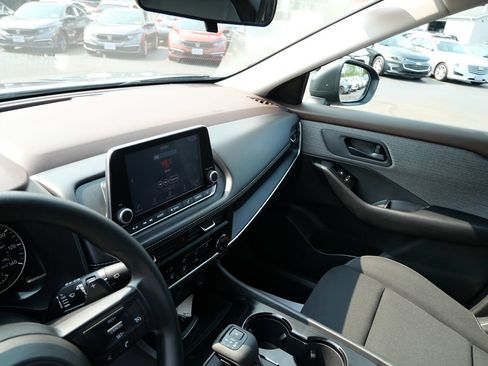 Used 2023 Nissan Rogue S AWD/4WD image 13
