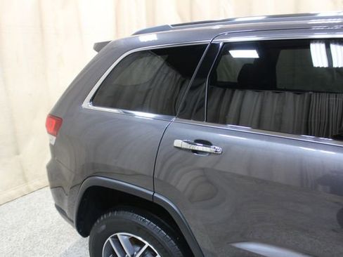 Used 2020 Jeep Grand Cherokee Limited image 12