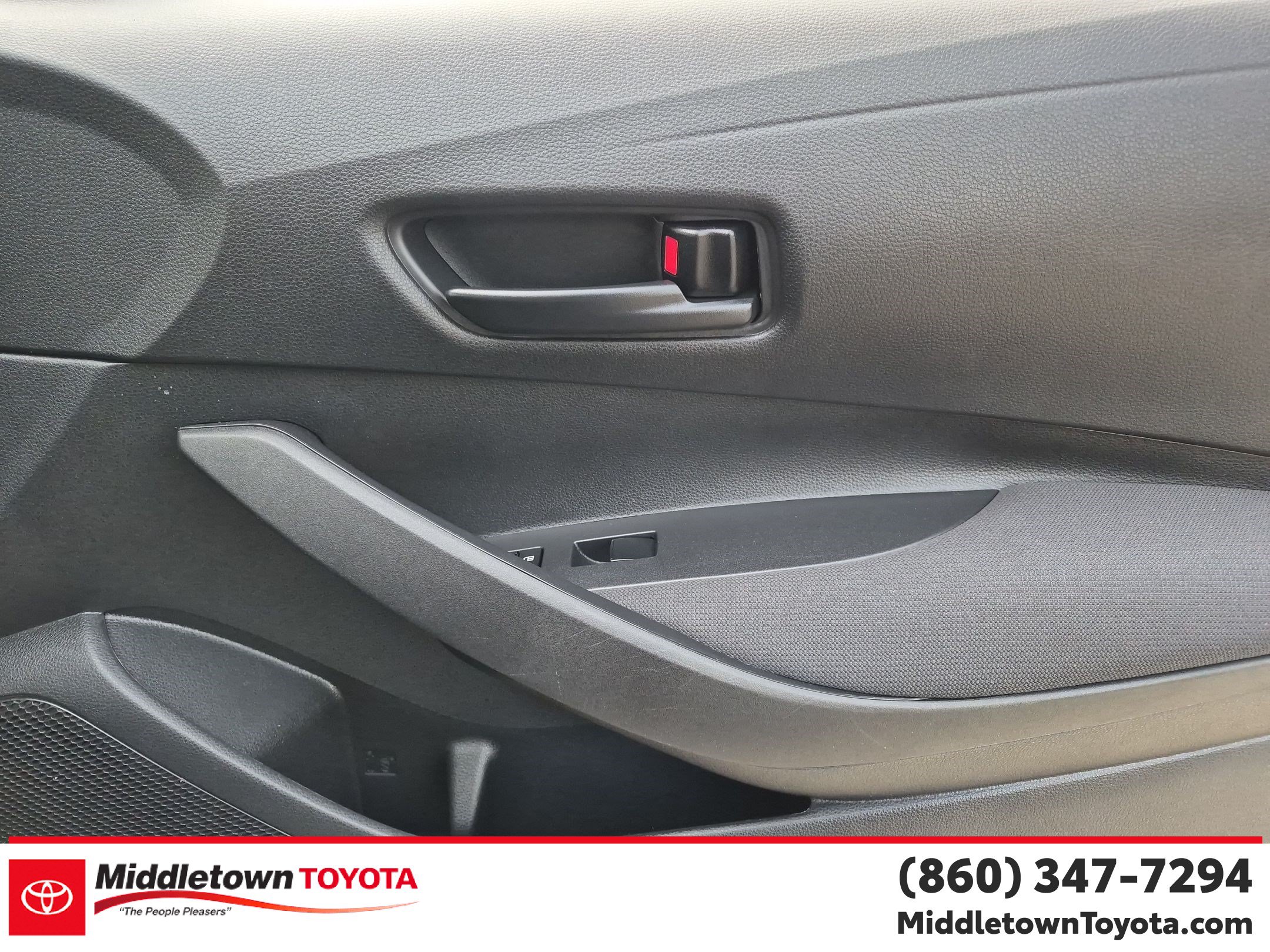Used 2024 Toyota Corolla LE FWD image 35