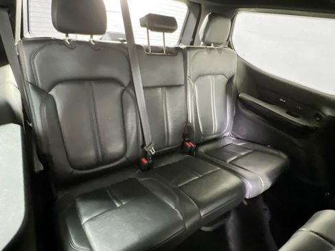 Used 2022 Jeep Wagoneer Series III w/ Premium Group I image 27