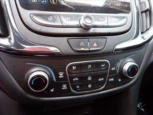 Used 2023 Chevrolet Equinox RS w/ RS Leather Package image 23