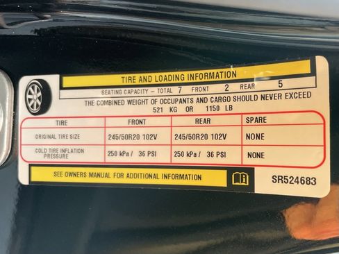 Used 2025 Chrysler Pacifica Limited image 47