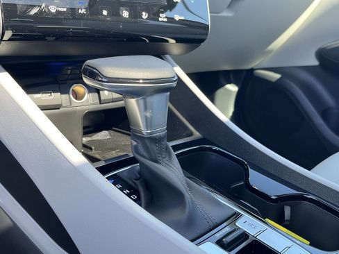 Used 2024 Hyundai Tucson Blue image 19