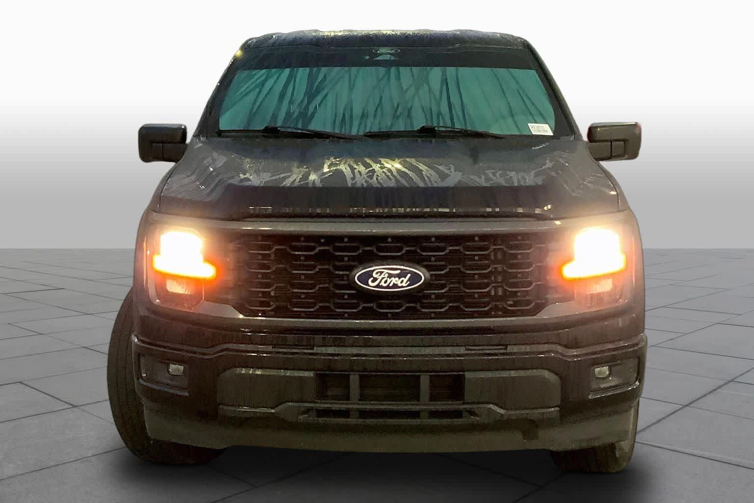 Used 2025 Ford F150 STX w/ Equipment Group 200A RWD image 4