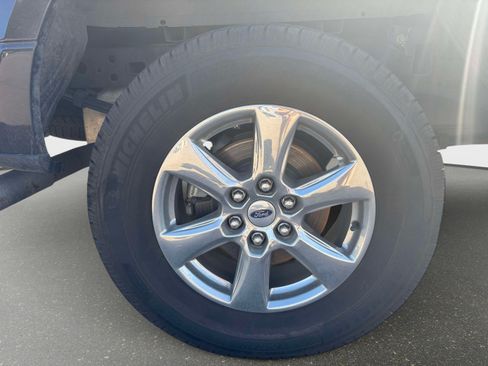 Used 2018 Ford F150 XLT w/ Equipment Group 302A Luxury AWD/4WD image 7