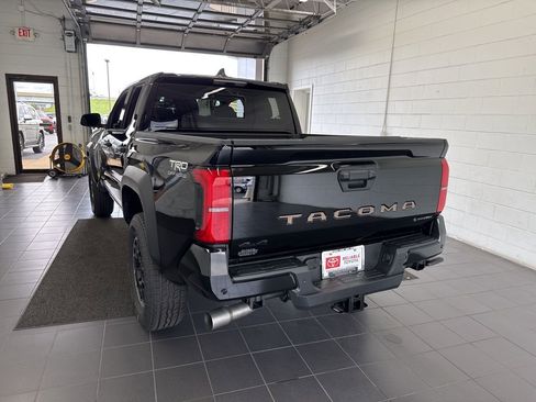 New 2026 Toyota Tacoma TRD Off-Road AWD/4WD image 6