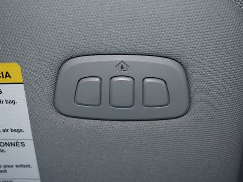 Used 2024 Ford Explorer Limited image 34