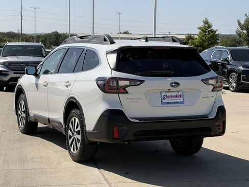 Used 2020 Subaru Outback Premium w/ Popular Package #1 AWD/4WD image 4