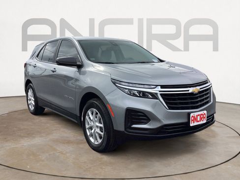 Used 2024 Chevrolet Equinox LS w/ LS Convenience Package image 5