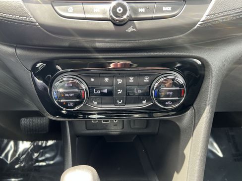 Used 2023 Buick Encore GX Select w/ Sport Touring Package AWD/4WD image 20